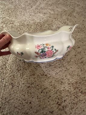 RARE George Jones & Sons England floral vintage serving bowl.